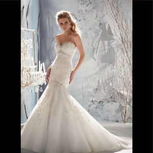 Mori Lee Wedding Dress NWT size 6